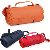 FLEECE. Fleece blanket with handle and strap (160 g/m²)